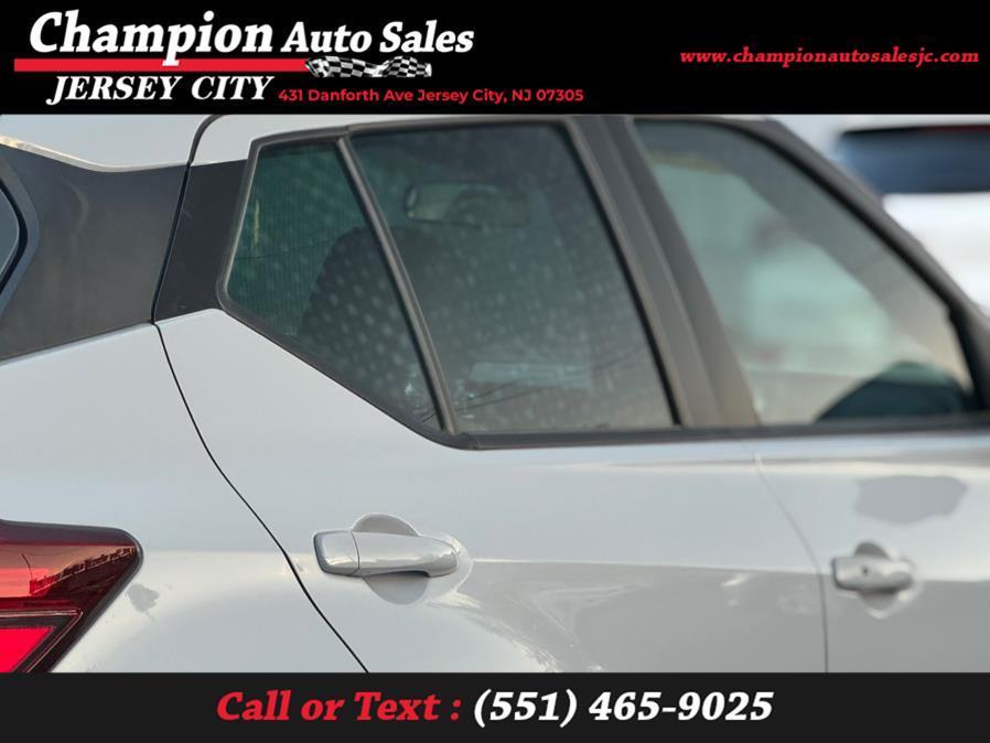 used 2023 Nissan Kicks car