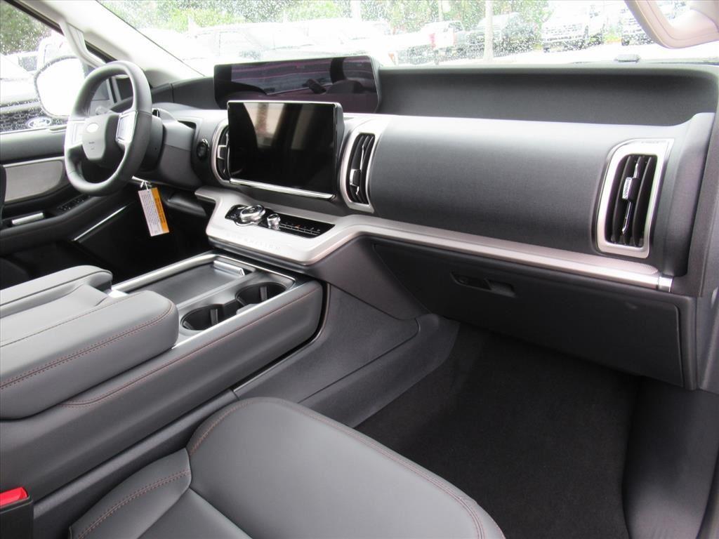 new 2025 Ford Expedition car, priced at $69,840