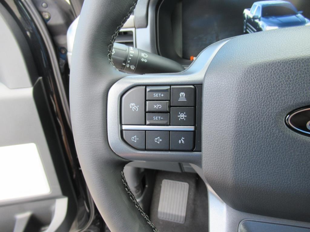 new 2025 Ford F-150 car, priced at $70,559