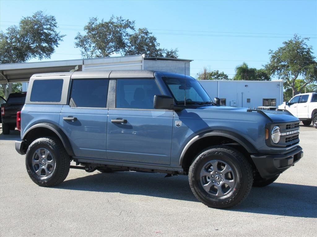 new 2025 Ford Bronco car, priced at $45,025