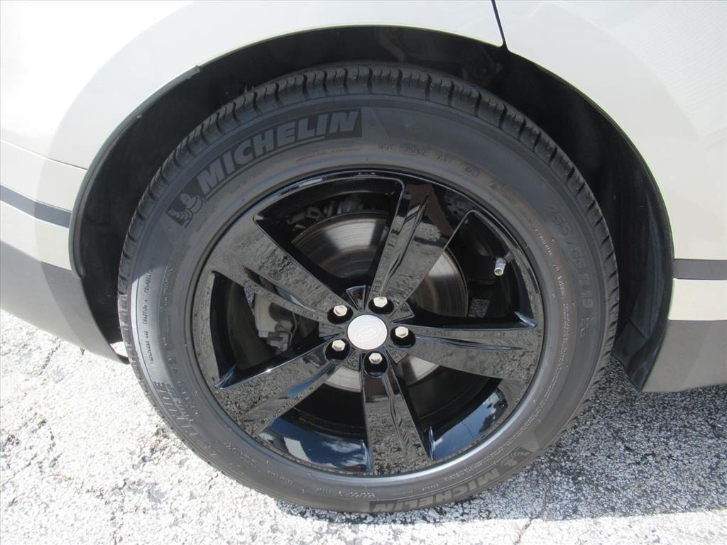 used 2018 Land Rover Range Rover Velar car, priced at $21,250