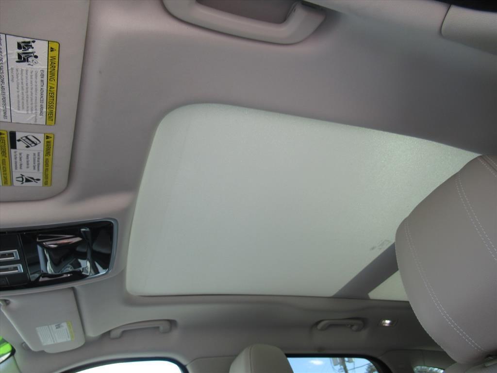 used 2018 Land Rover Range Rover Velar car, priced at $21,250