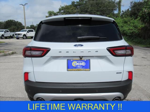 new 2025 Ford Escape PHEV car, priced at $40,334