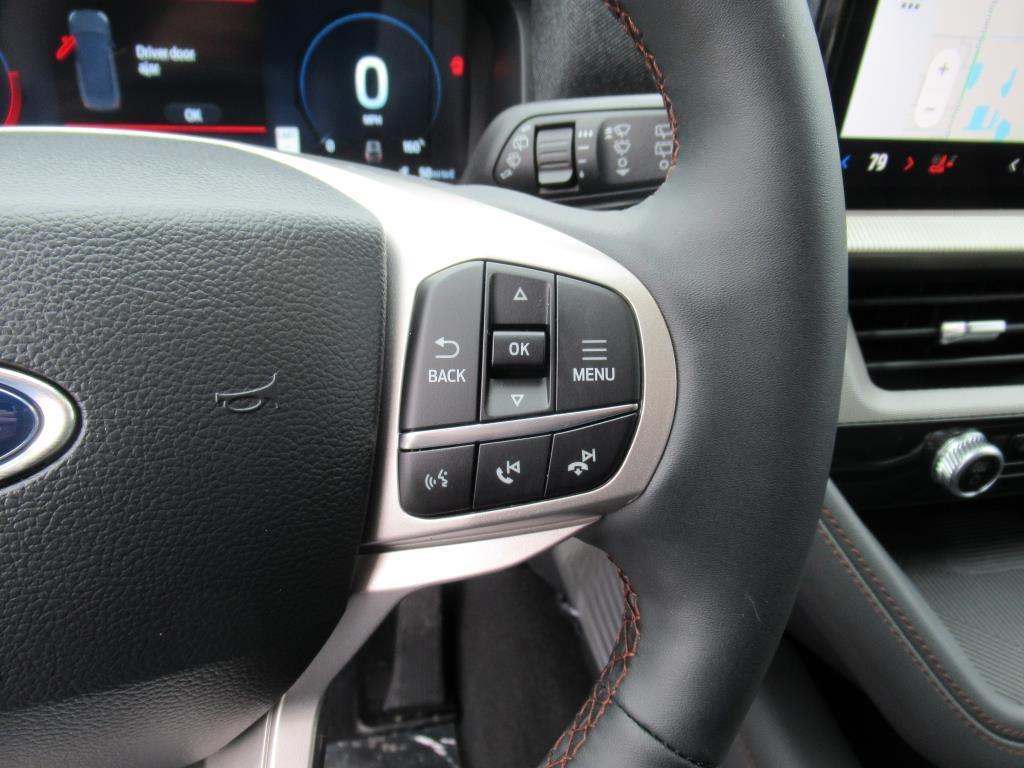 new 2025 Ford Explorer car, priced at $40,598
