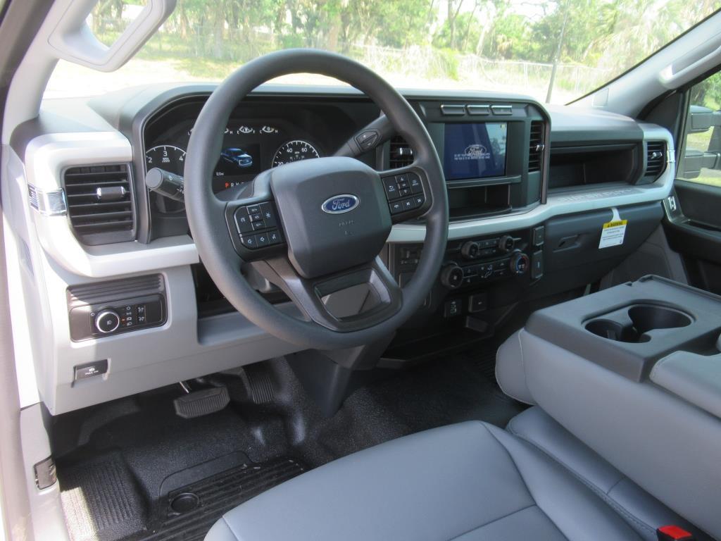 new 2024 Ford F-350 car, priced at $53,210