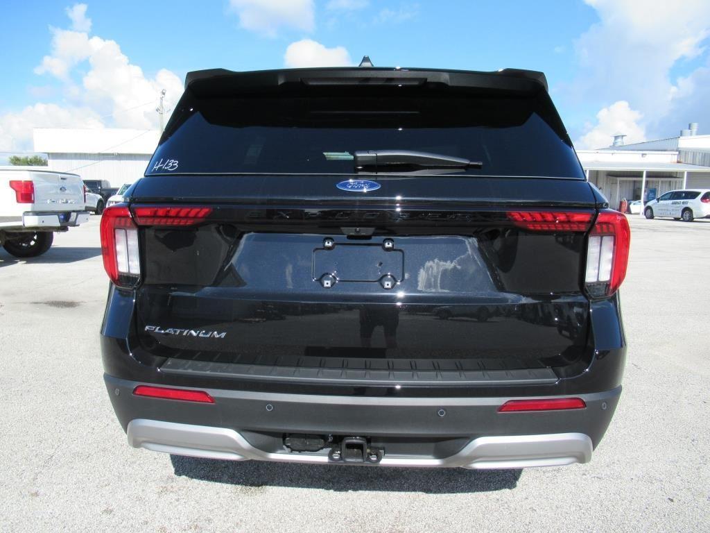 new 2025 Ford Explorer car, priced at $49,708
