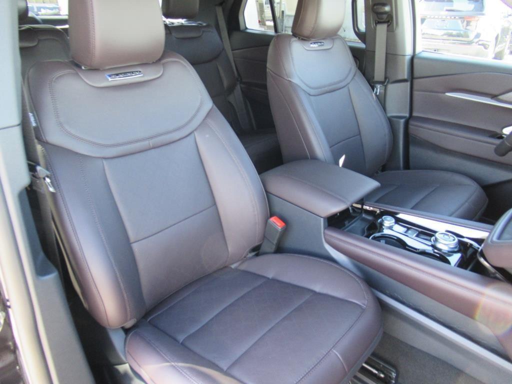 new 2025 Ford Explorer car, priced at $49,708
