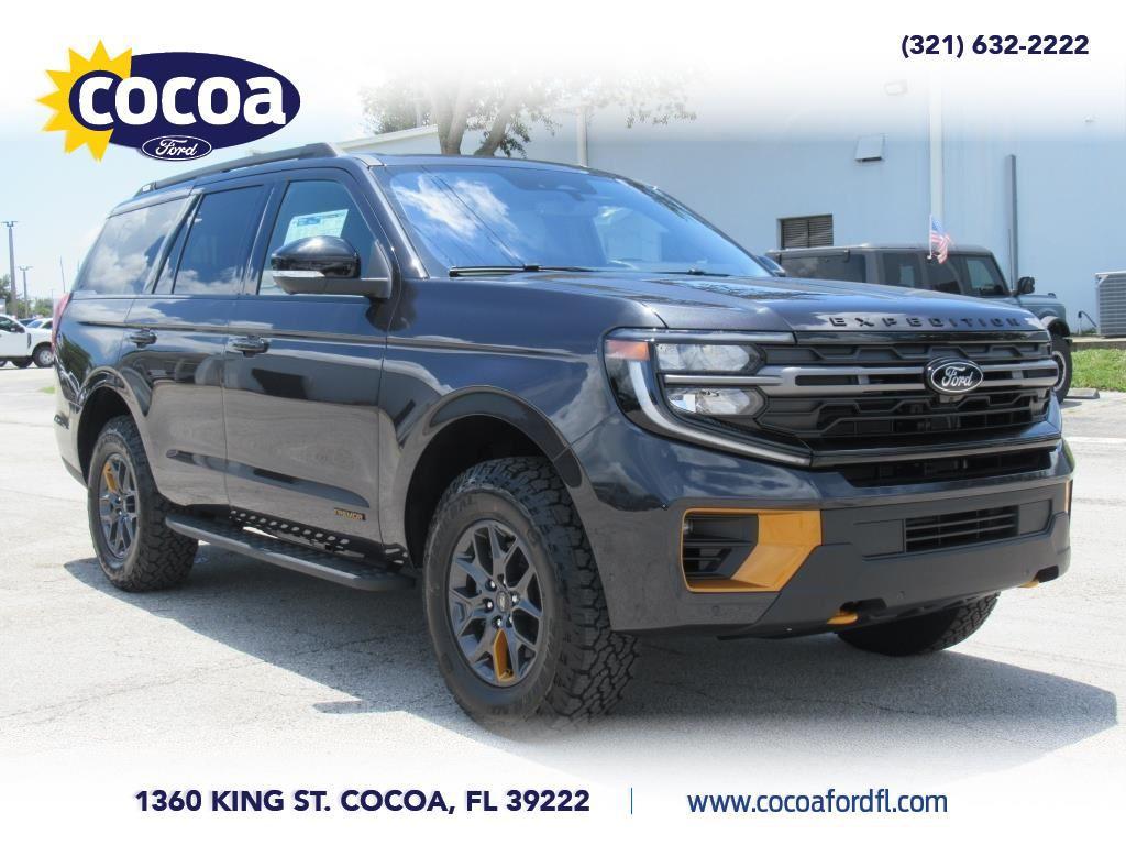 new 2025 Ford Expedition car, priced at $79,772