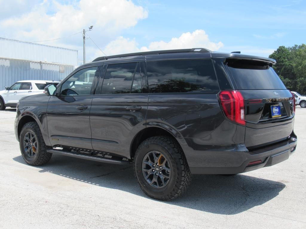 new 2025 Ford Expedition car, priced at $79,772