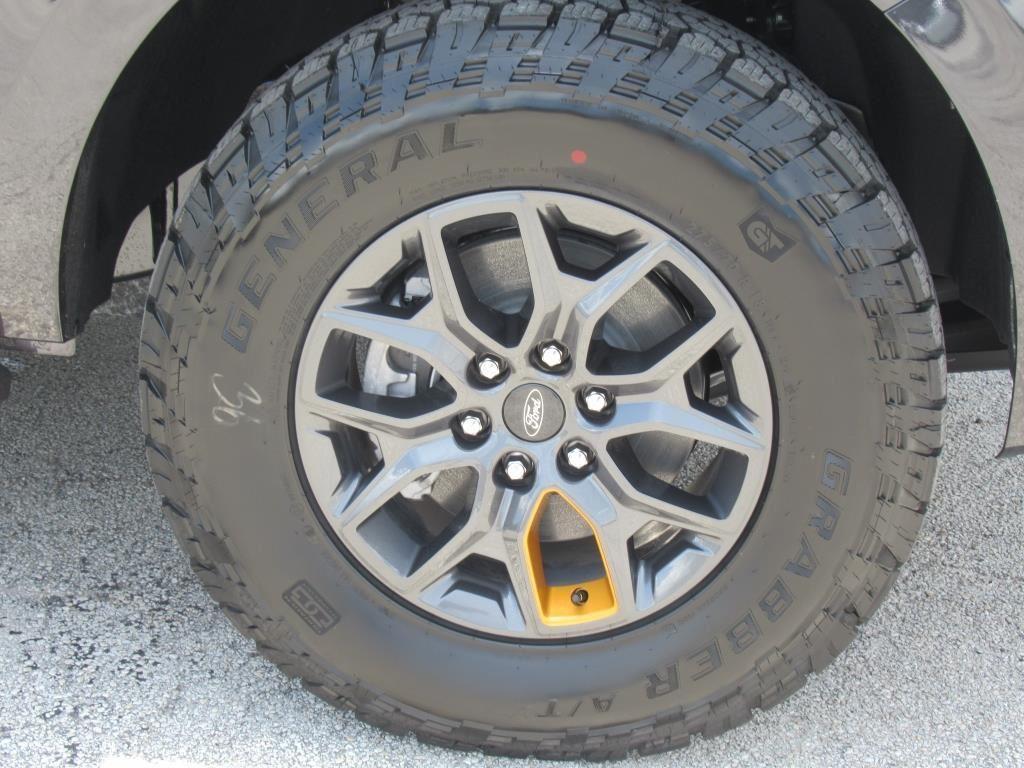 new 2025 Ford Expedition car, priced at $79,772