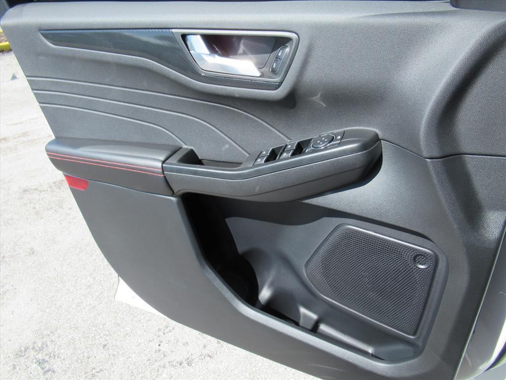 new 2025 Ford Escape car, priced at $27,545