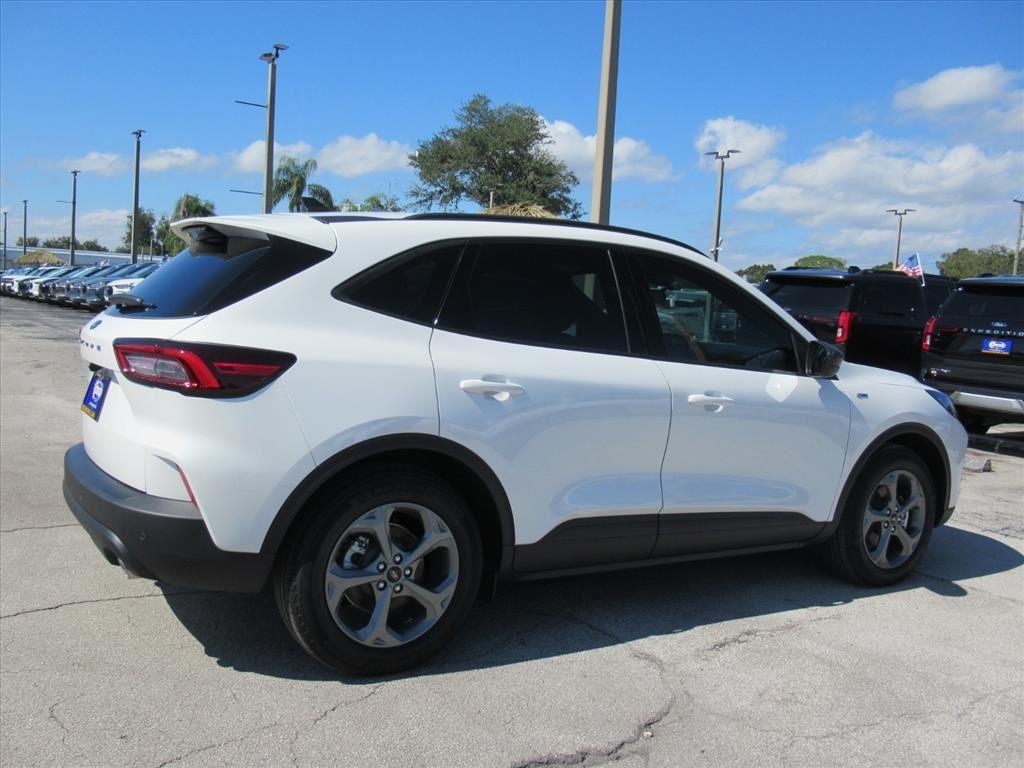 new 2025 Ford Escape car, priced at $27,545