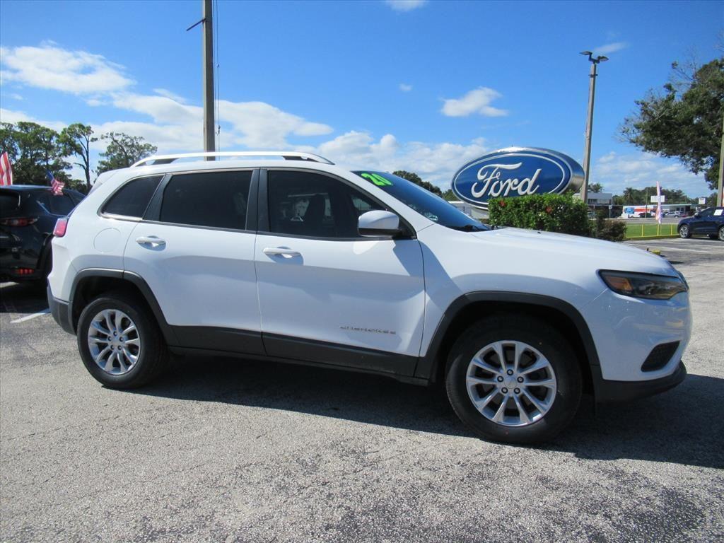 used 2020 Jeep Cherokee car, priced at $11,549