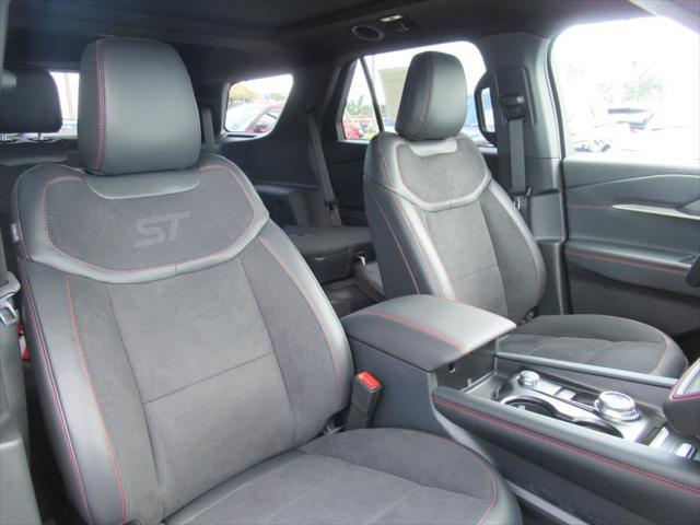 new 2025 Ford Explorer car, priced at $55,232