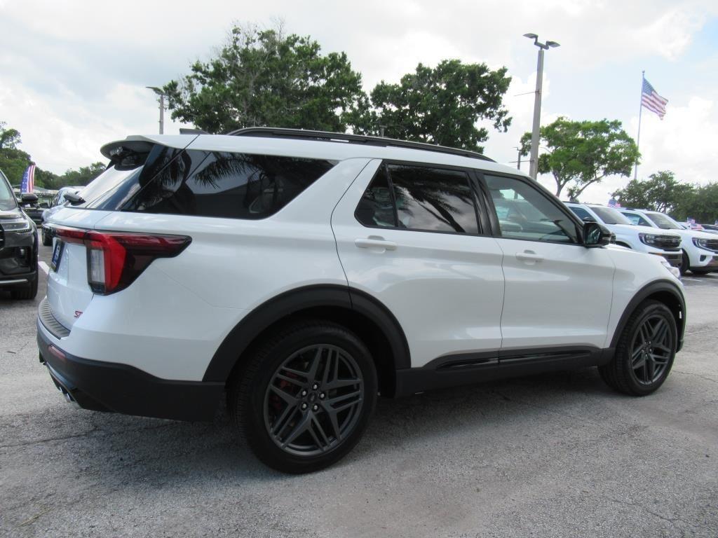 new 2025 Ford Explorer car, priced at $56,930