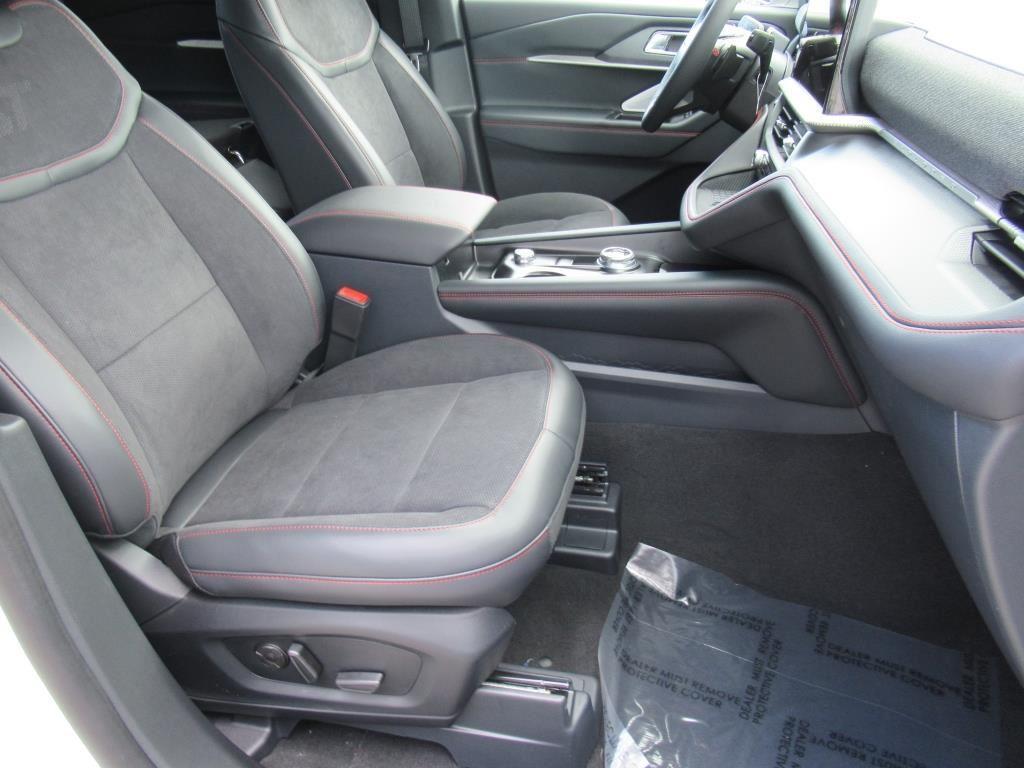 new 2025 Ford Explorer car, priced at $56,930