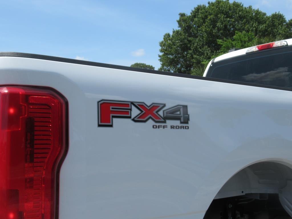 new 2024 Ford F-250 car, priced at $48,148