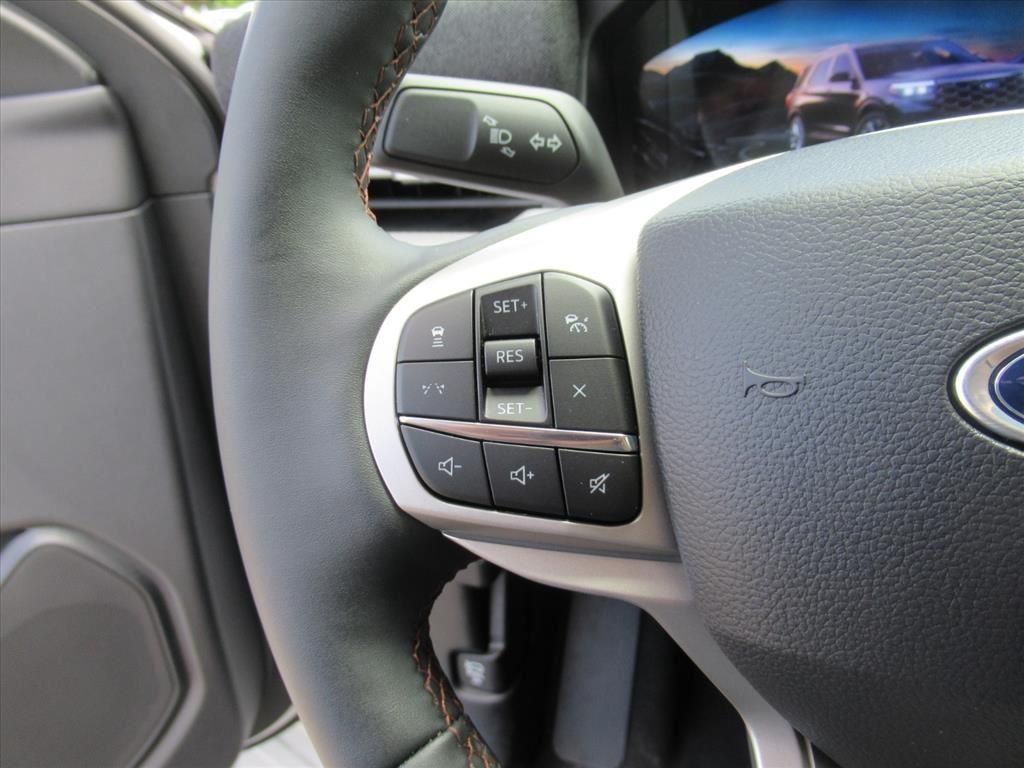 new 2025 Ford Explorer car, priced at $41,787