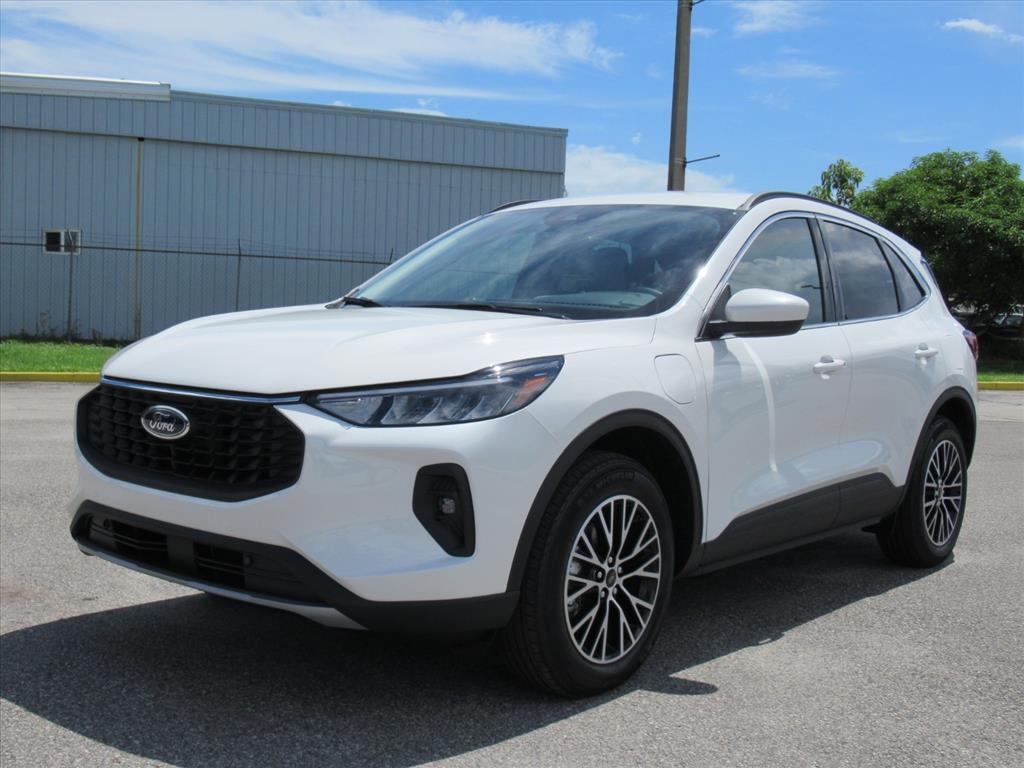 new 2025 Ford Escape PHEV car, priced at $30,098