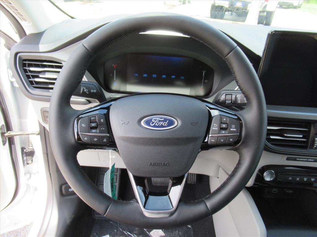 new 2025 Ford Escape PHEV car, priced at $30,098