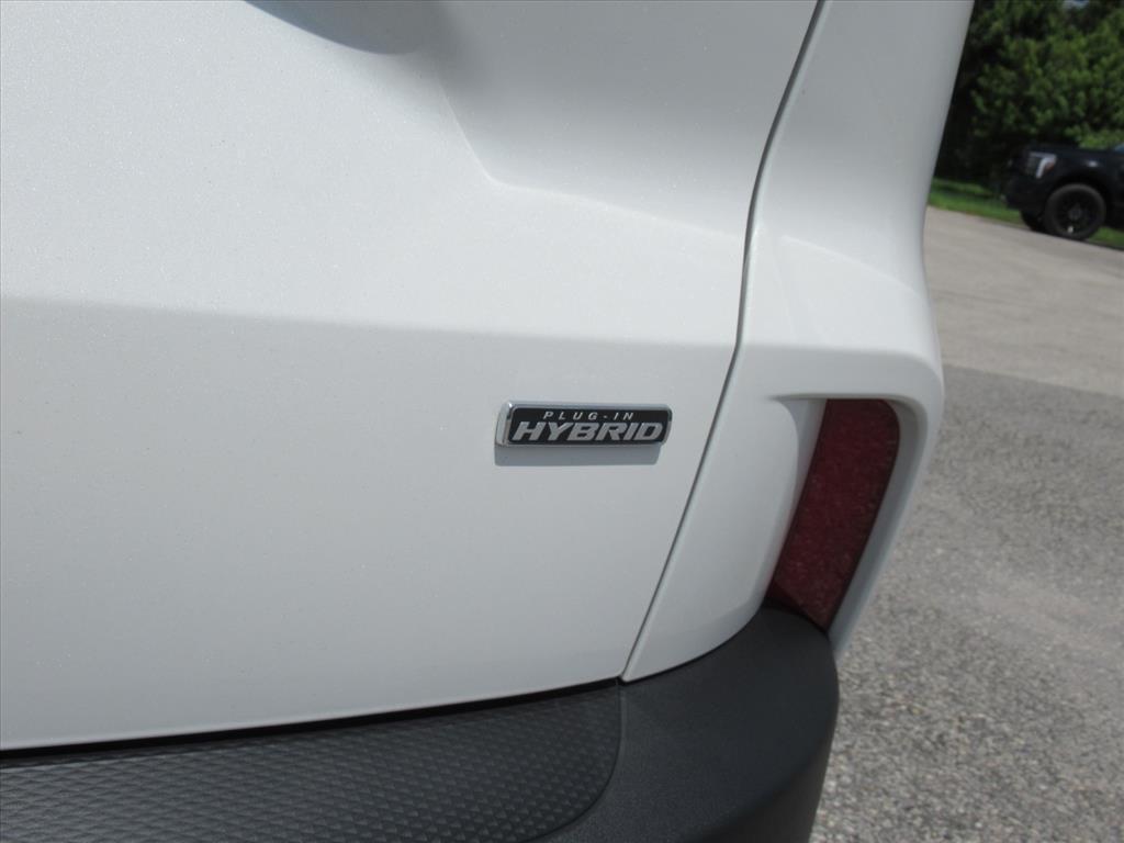 new 2025 Ford Escape PHEV car, priced at $30,098