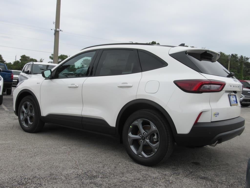 new 2025 Ford Escape car, priced at $29,380