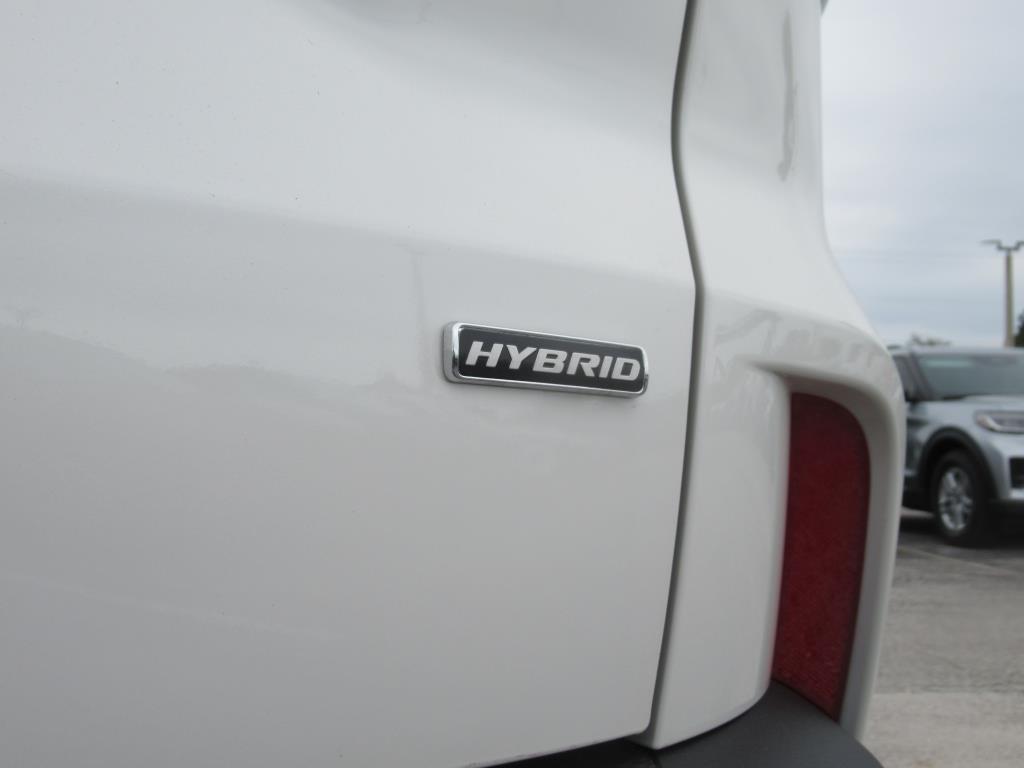new 2025 Ford Escape car, priced at $29,380