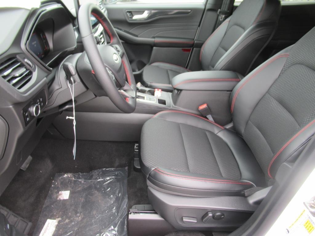 new 2025 Ford Escape car, priced at $29,380
