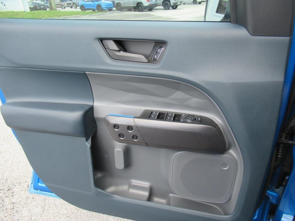 new 2025 Ford Maverick car, priced at $34,029