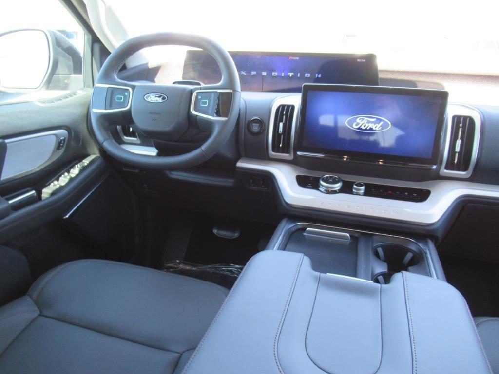 new 2025 Ford Expedition Max car, priced at $67,862