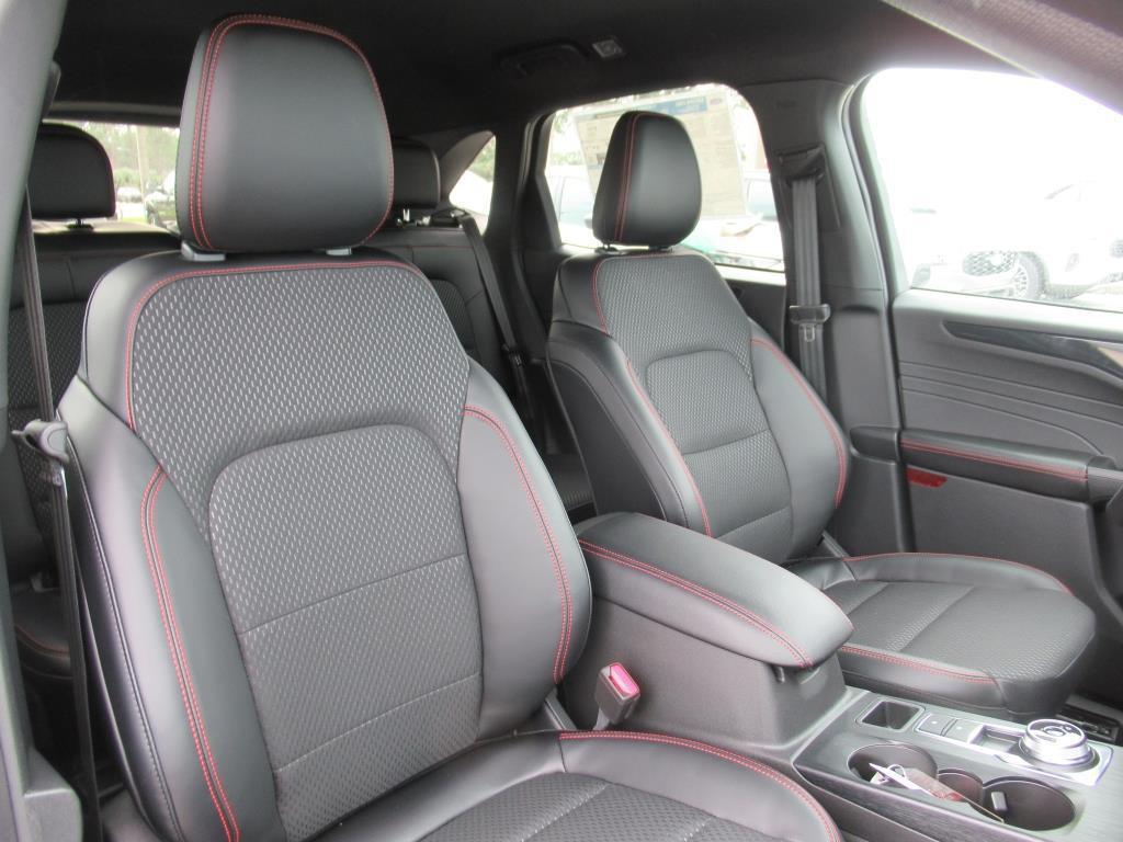 new 2025 Ford Escape car, priced at $26,914