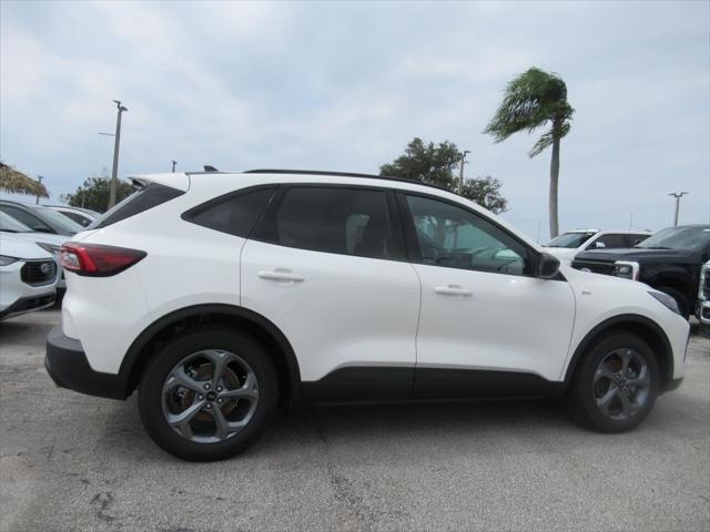 new 2025 Ford Escape car, priced at $31,380