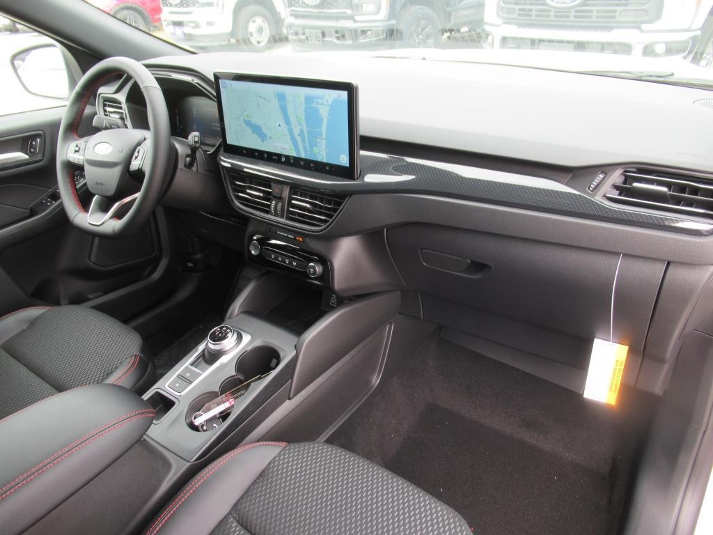 new 2025 Ford Escape car, priced at $26,914