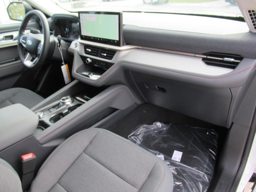 new 2025 Ford Explorer car, priced at $38,187