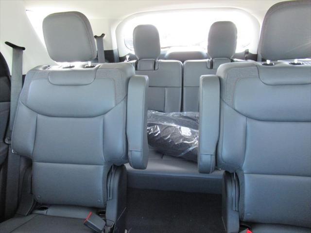 new 2025 Ford Explorer car, priced at $41,141