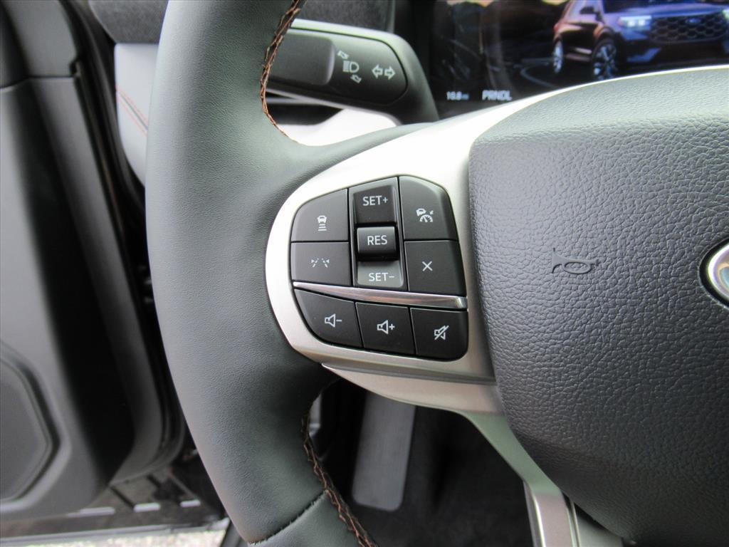 new 2025 Ford Explorer car, priced at $40,596