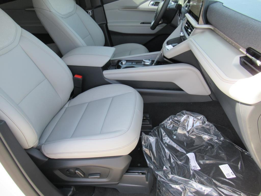 new 2025 Ford Explorer car, priced at $41,259