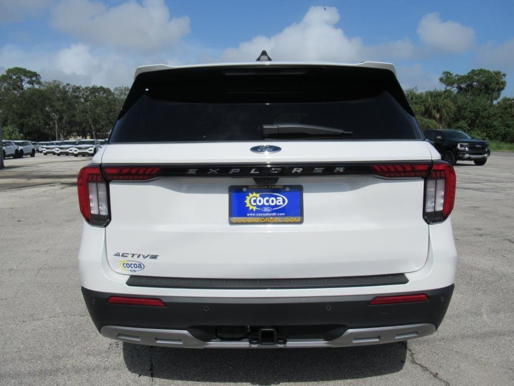 new 2025 Ford Explorer car, priced at $41,259