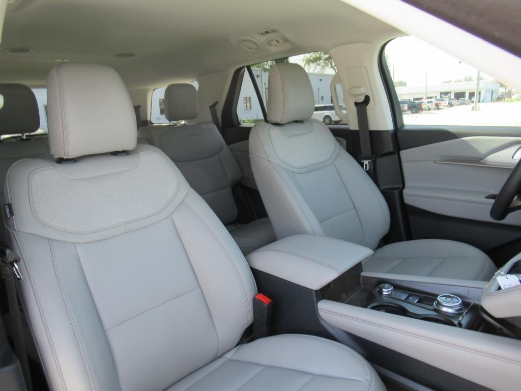 new 2025 Ford Explorer car, priced at $41,259