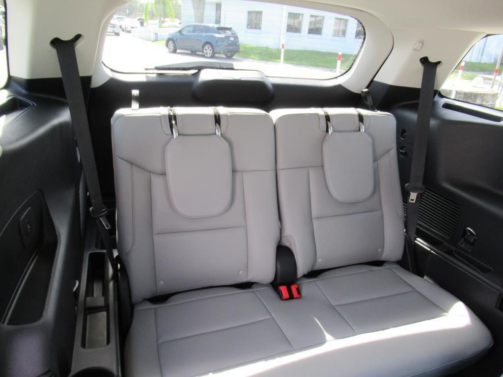 new 2025 Ford Explorer car, priced at $41,259