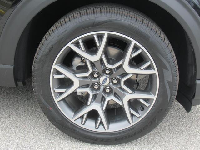 new 2025 Ford Explorer car, priced at $55,865