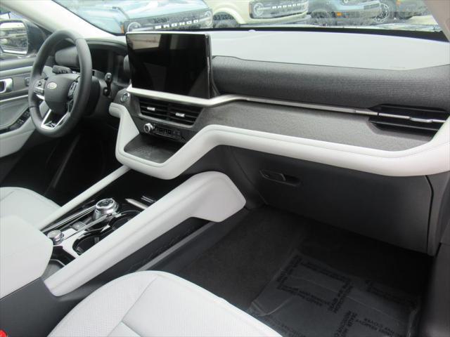 new 2025 Ford Explorer car, priced at $55,865