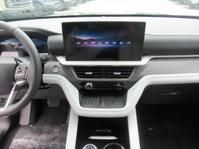 new 2025 Ford Explorer car, priced at $55,865