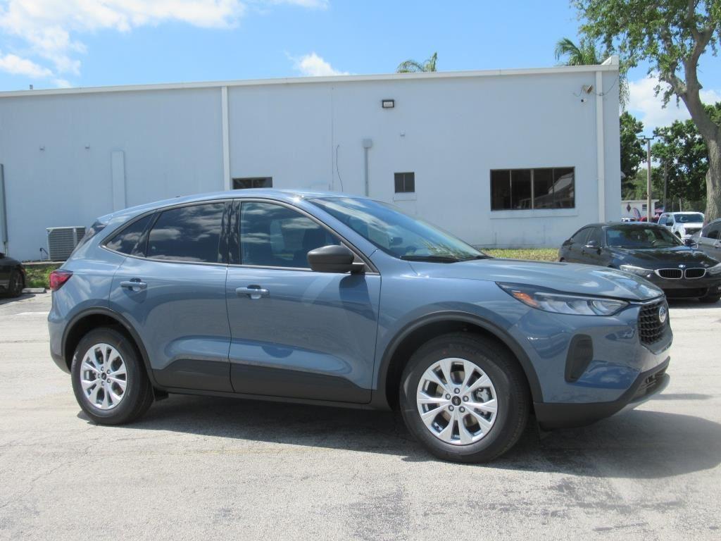 new 2025 Ford Escape car, priced at $24,351