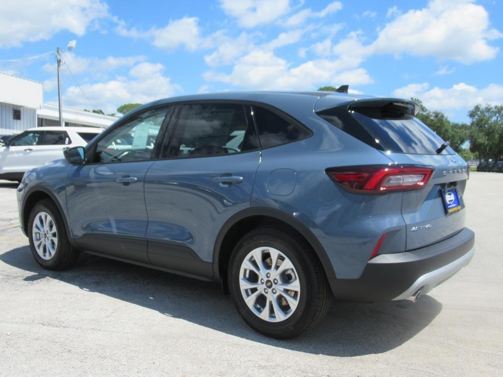 new 2025 Ford Escape car, priced at $24,351