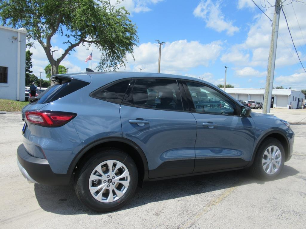 new 2025 Ford Escape car, priced at $24,757