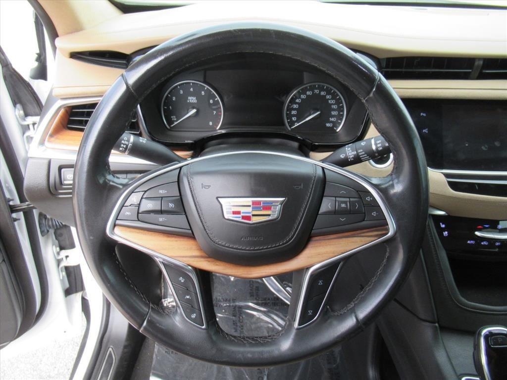 used 2018 Cadillac XT5 car, priced at $23,250