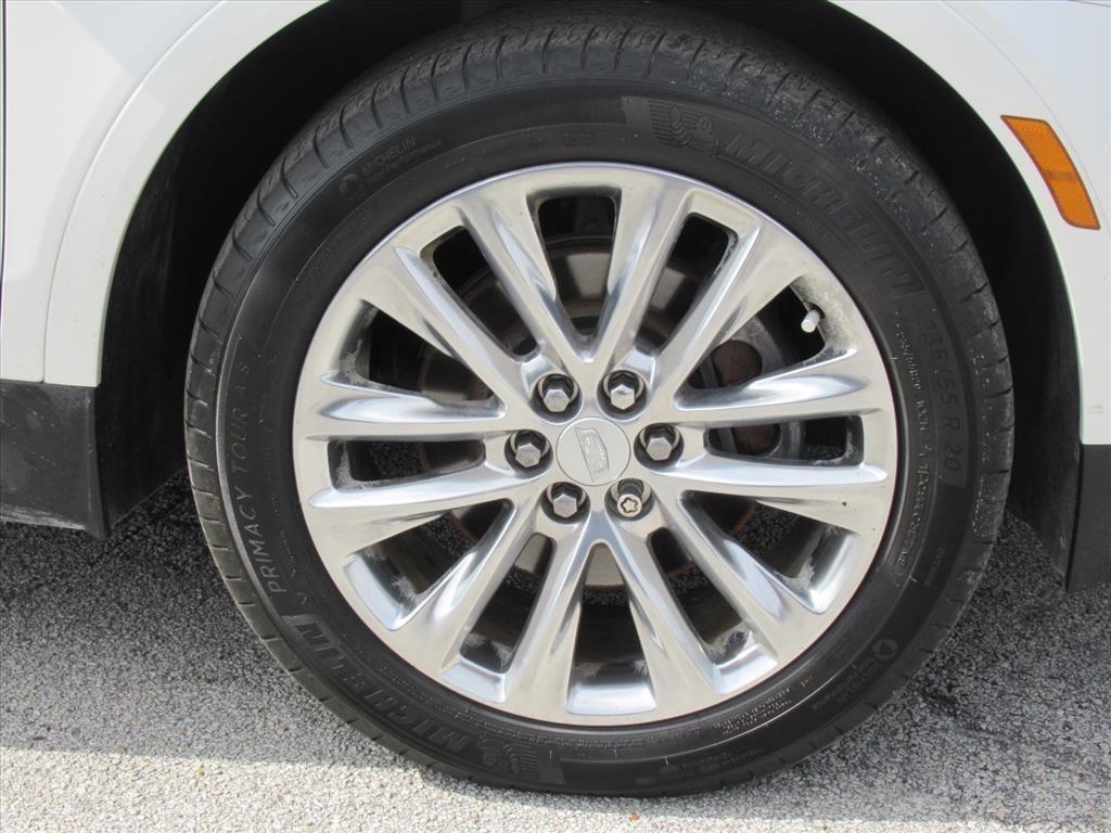 used 2018 Cadillac XT5 car, priced at $23,250