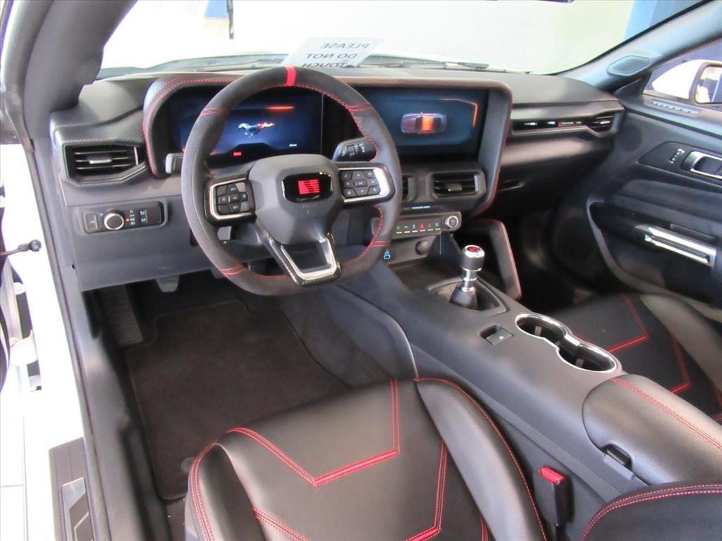 new 2025 Ford Mustang car