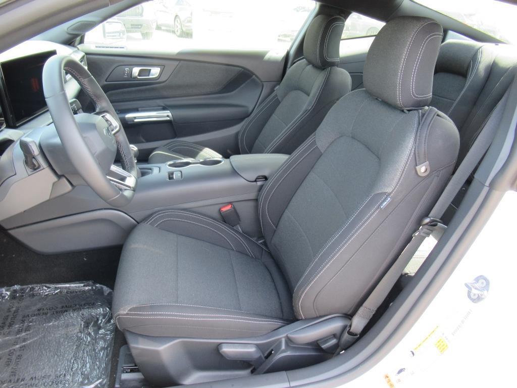 new 2025 Ford Mustang car
